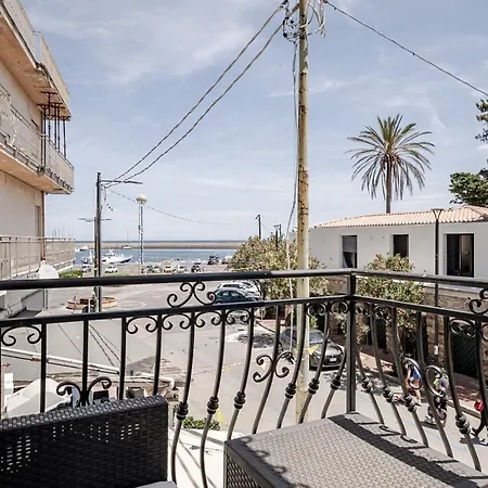 Apartman La Caletta - 100 Meters Away & Terrace *