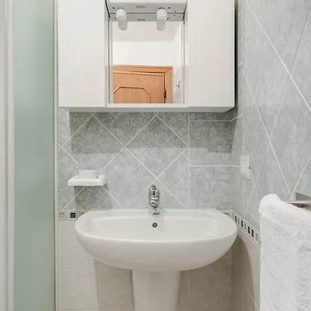 Apartman La Caletta - 100 Meters Away & Terrace Siniscola