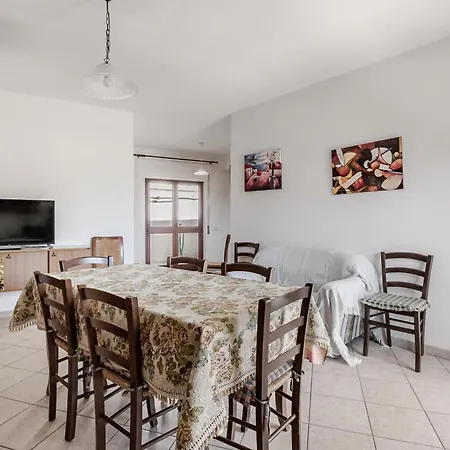 La Caletta - 100 Meters Away & Terrace Apartman Siniscola