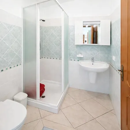 La Caletta - 100 Meters Away & Terrace Apartman