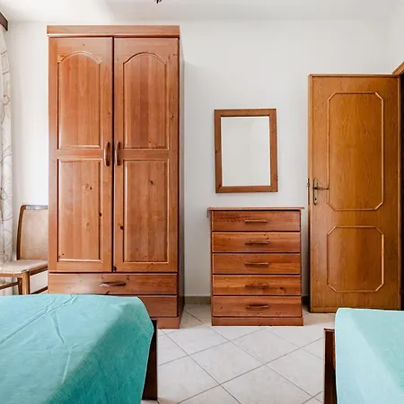 La Caletta - 100 Meters Away & Terrace Siniscola